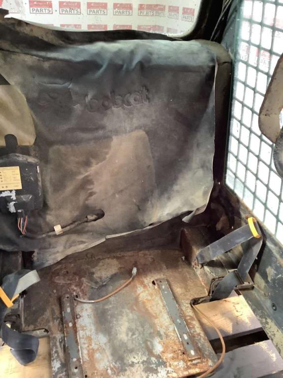 Cabine pour Bobcat 753 Photo 5