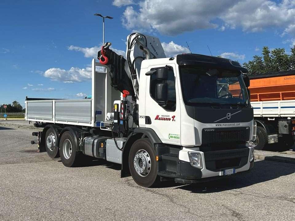 Volvo FE350 6x2 Photo 15