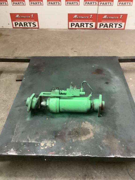 Piston stabilisateur pour Merlo P28.8 Photo 2