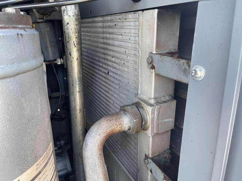 Atlas Copco XAHS 186 Photo 16