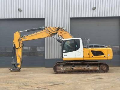 Liebherr R926LC en vente par Big Machinery