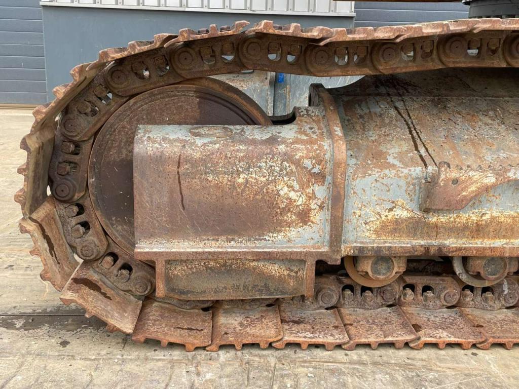 Liebherr R926LC Photo 19