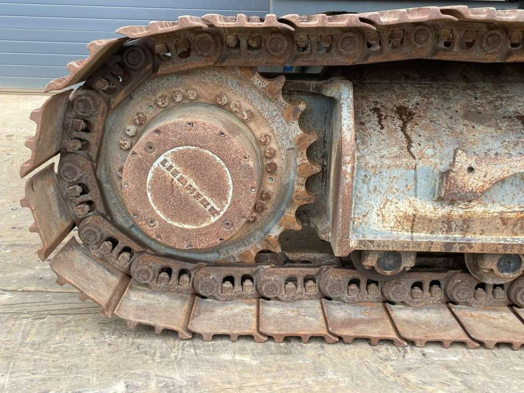 Liebherr R926LC Photo 23