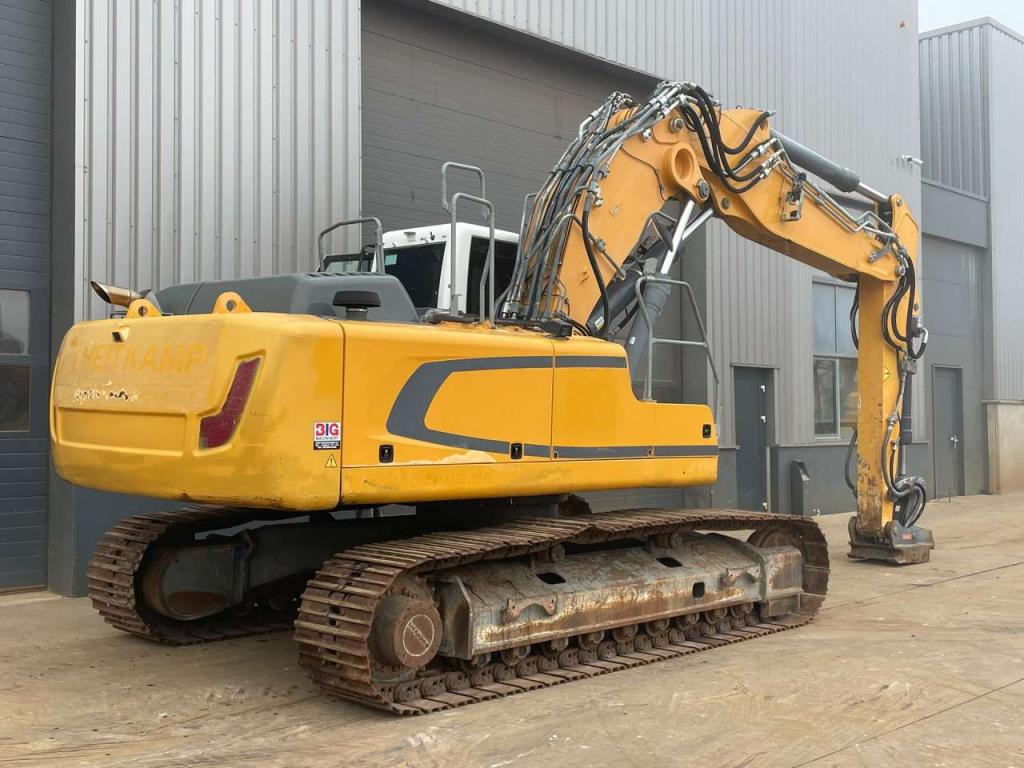 Liebherr R926LC Photo 4