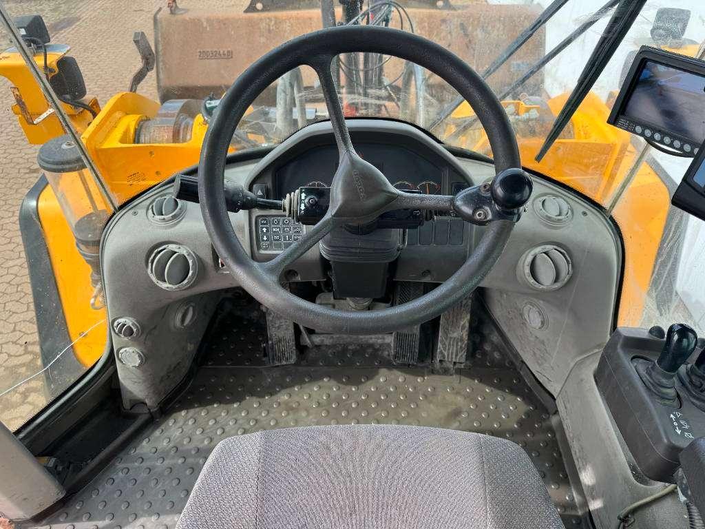 Volvo L180G - German Machine / Weight System Photo 9