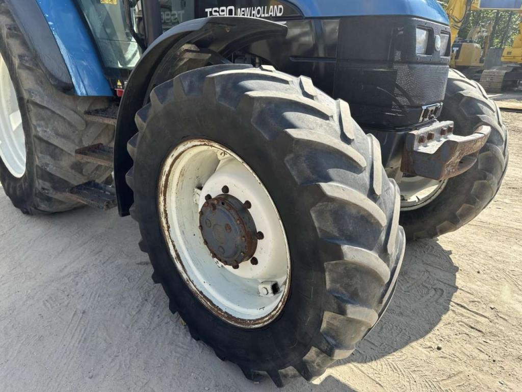New Holland TS 90 Photo 12