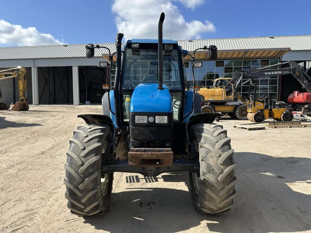 New Holland TS 90 Photo 9