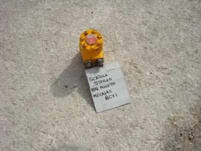 Boîtier de direction pour per Muletto Mecalac 8CXI en vente par OLM 90 Srl