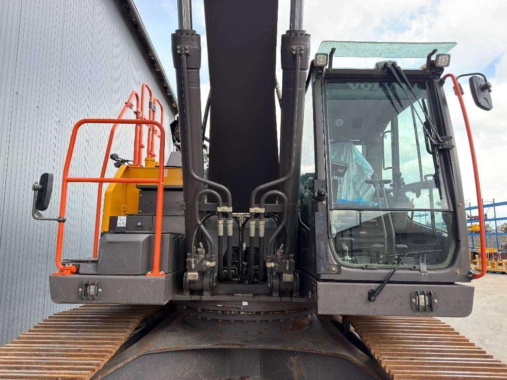 Volvo EC300E L | Only 2000 Hours! Photo 8