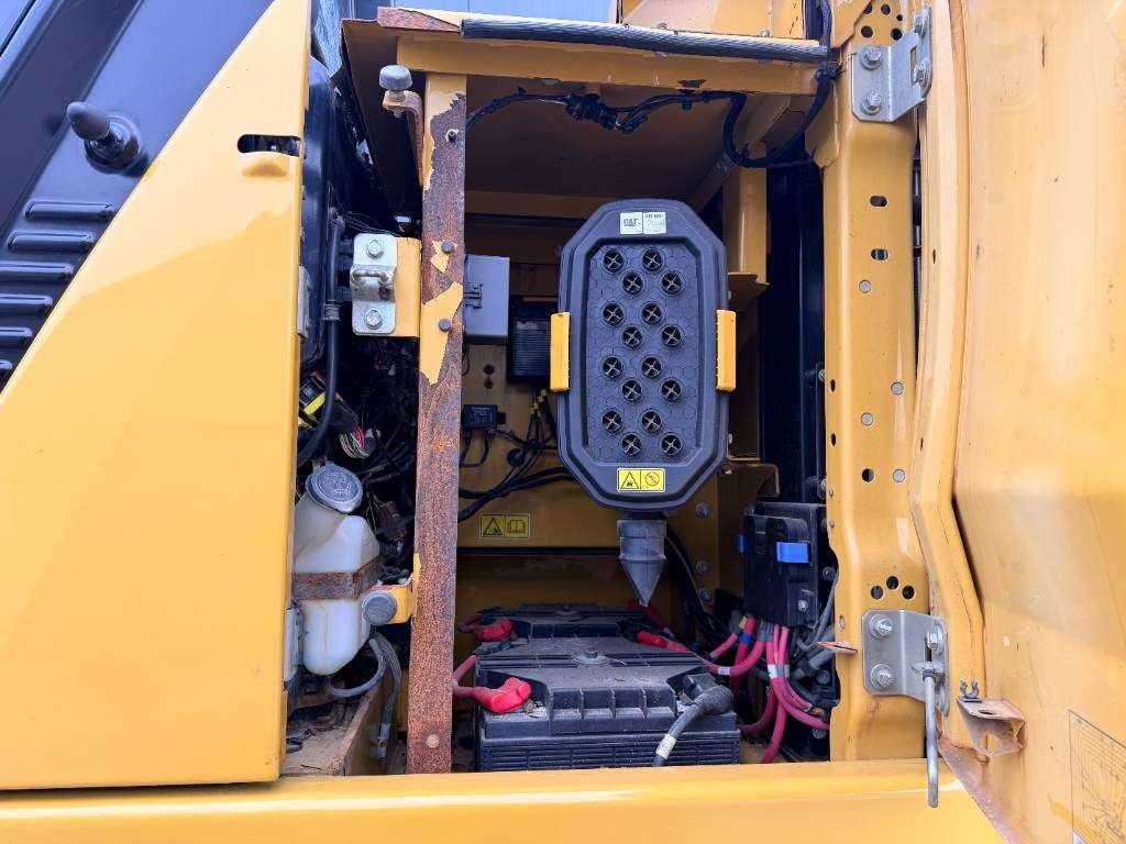 Caterpillar 323 07A Photo 23