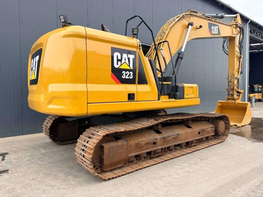 Caterpillar 323 07A Photo 4