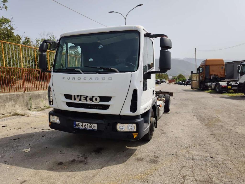 Iveco EUROCARGO 100E19 Photo 23