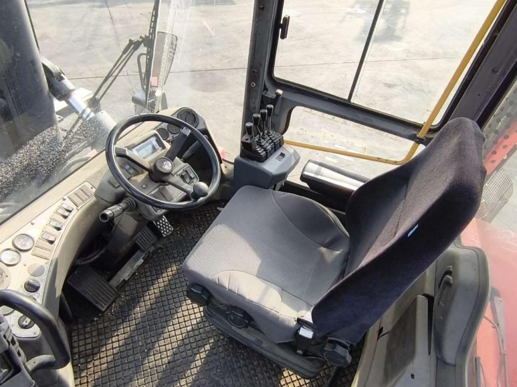 Kalmar DCE150-12 Photo 5