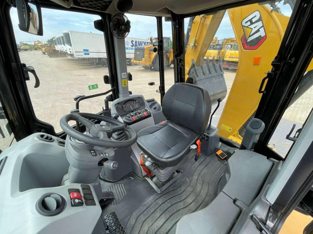 Caterpillar 424 Photo 18