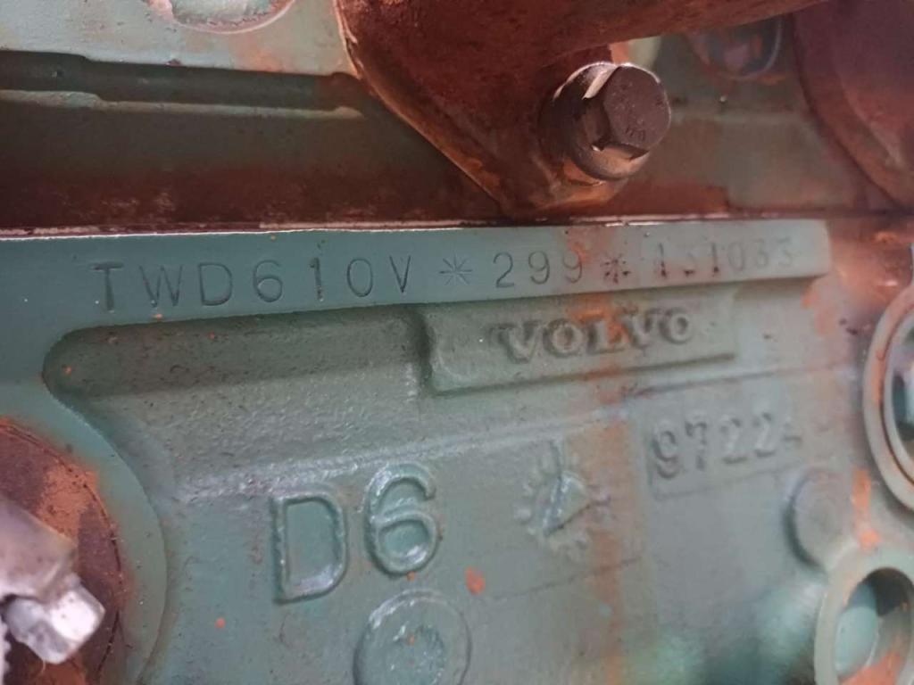 Volvo Penta TWD610V Photo 14