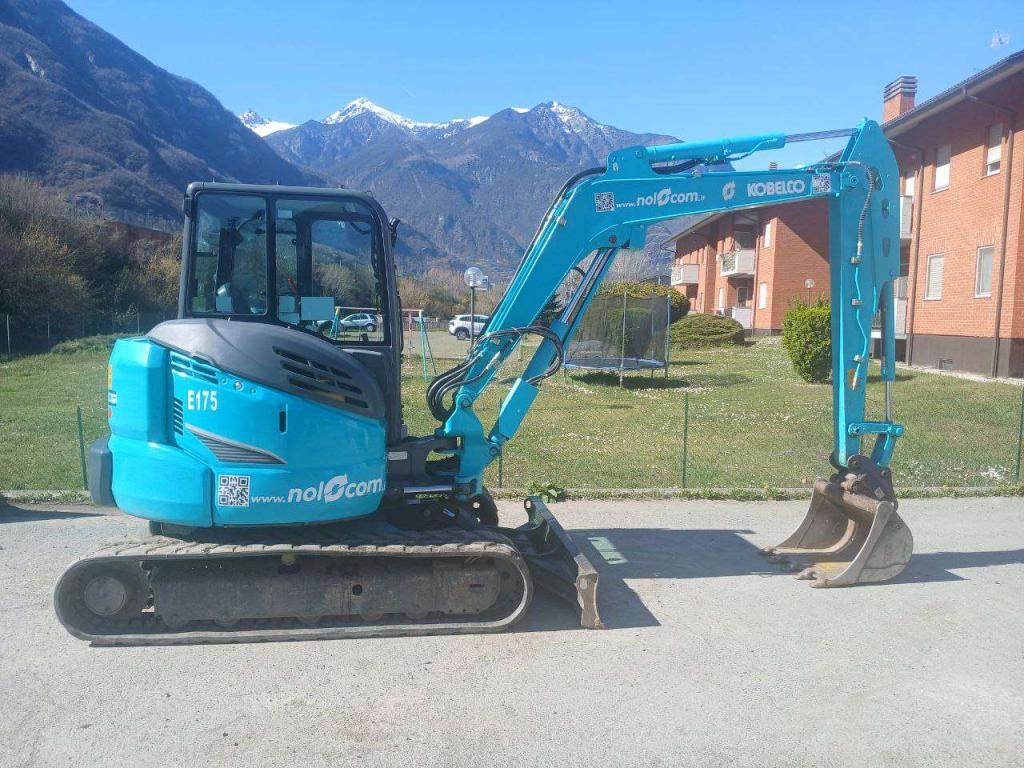 Kobelco SK55 Photo 1
