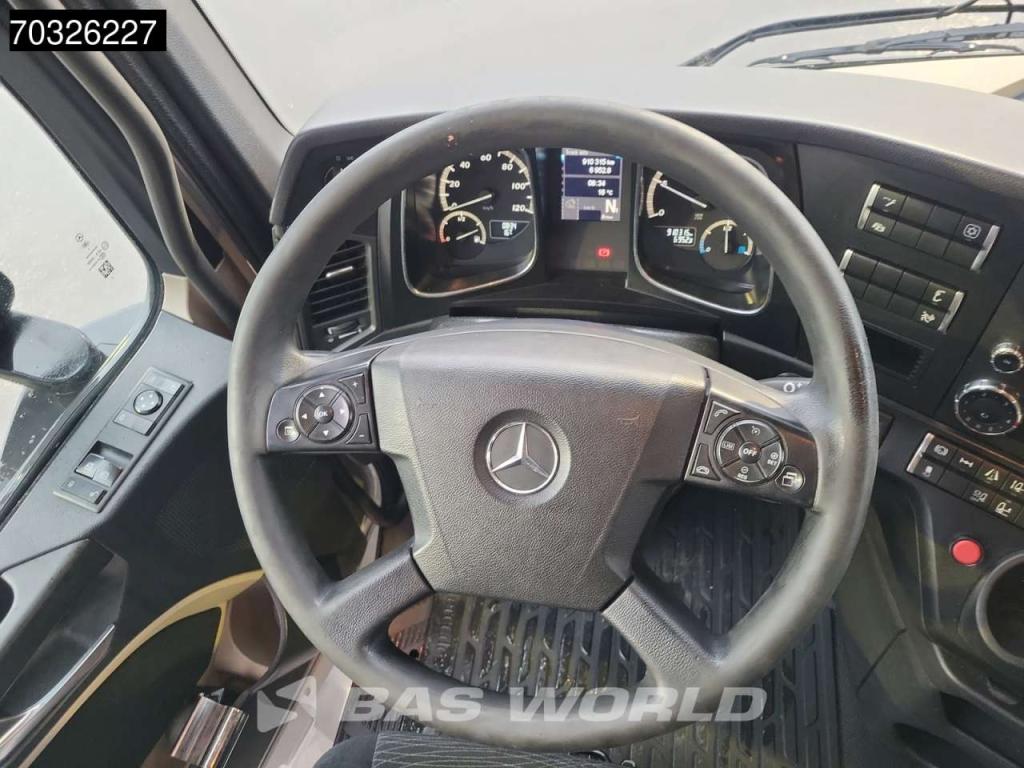Mercedes-Benz Actros 1842 4X2 StreamSpace Mega Photo 21