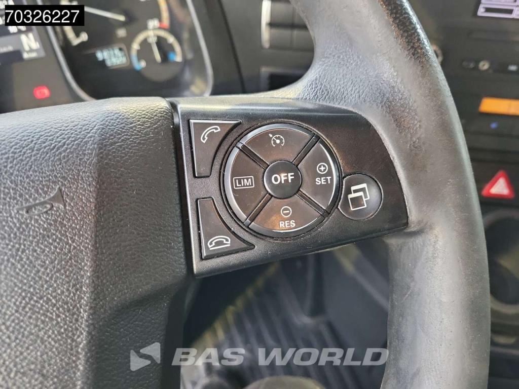 Mercedes-Benz Actros 1842 4X2 StreamSpace Mega Photo 22