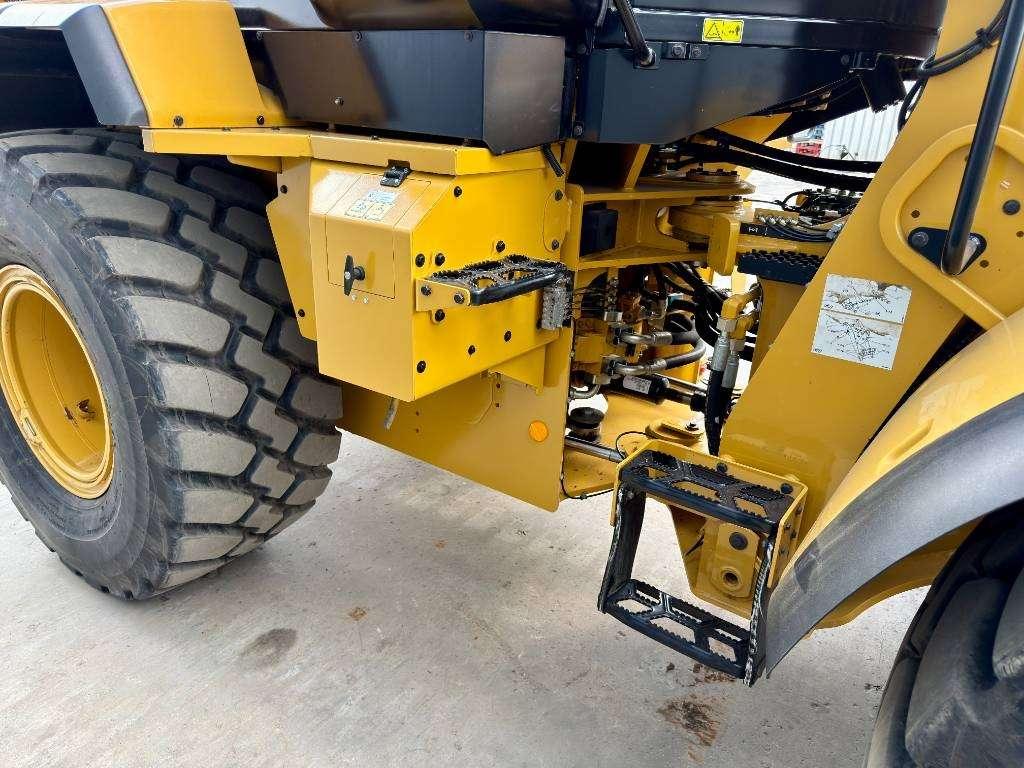 Caterpillar 926M Photo 28