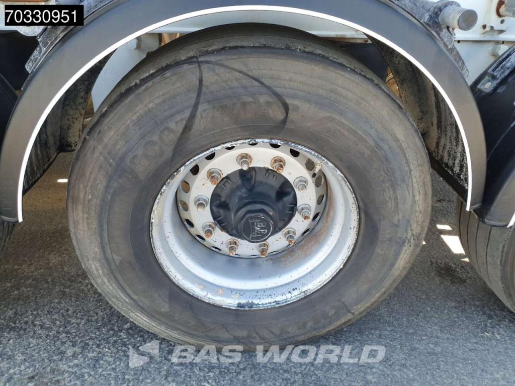 Stetter 71/320 AC3 3 axles Photo 16