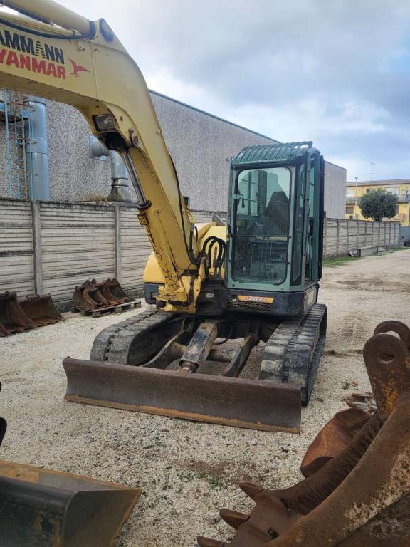 Yanmar VIO75 Photo 3