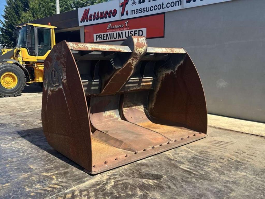 Leonardi Benne per NEW HOLLAND W190C Photo 3