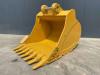 Caterpillar 352 - UB Photo 2 thumbnail
