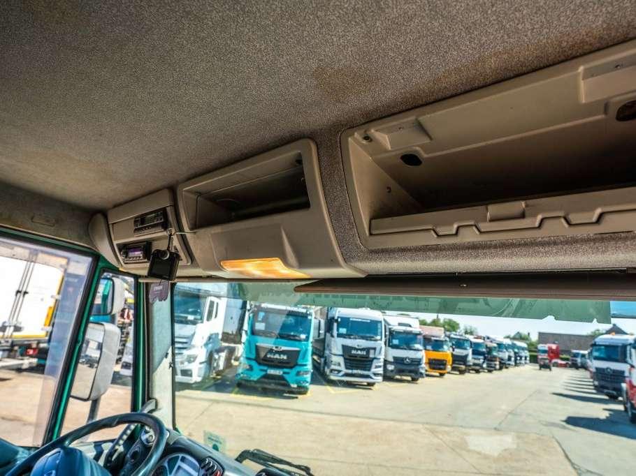 Iveco EUROCARGO 120E18 Photo 21