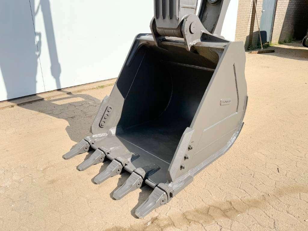 Volvo EC210 NEW / UNUSED (EC220DL) Photo 12