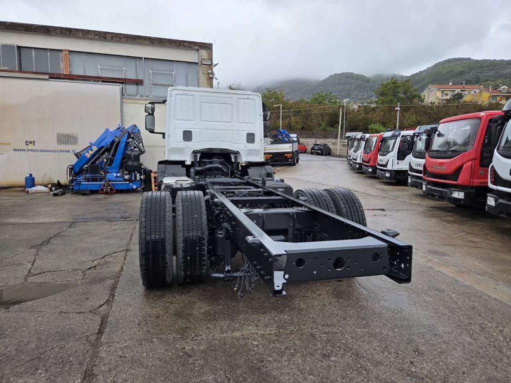 Iveco EUROCARGO 180-250 Photo 15
