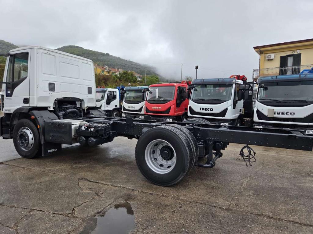 Iveco EUROCARGO 180-250 Photo 22