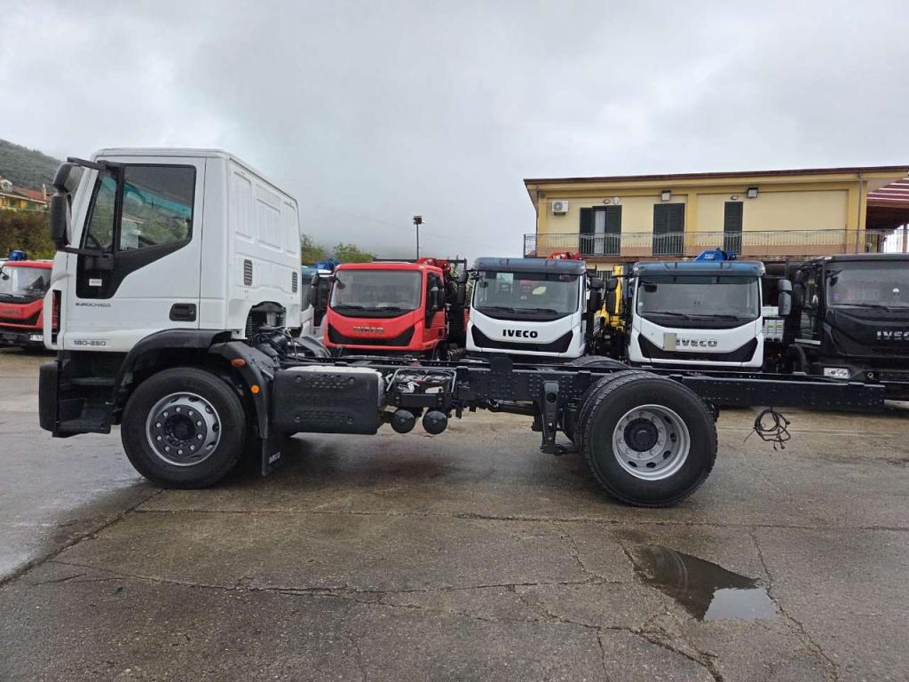 Iveco EUROCARGO 180-250 Photo 6