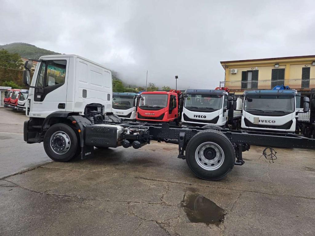 Iveco EUROCARGO 180-250 Photo 8