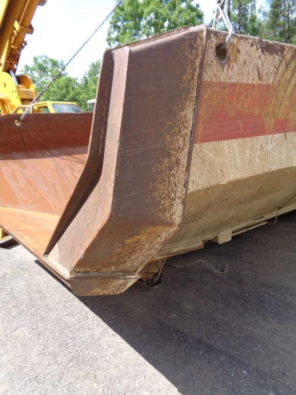 Caterpillar 740 B Photo 11