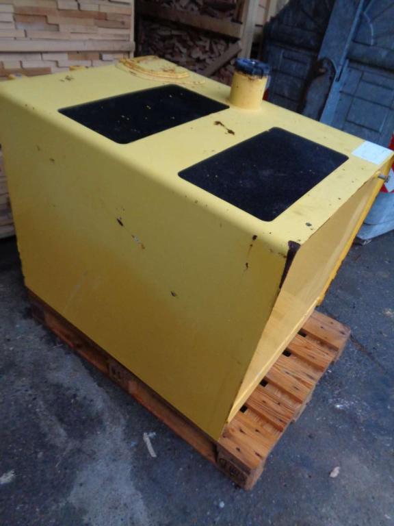 Réservoir de carburant pour New Holland E 385 B Photo 2