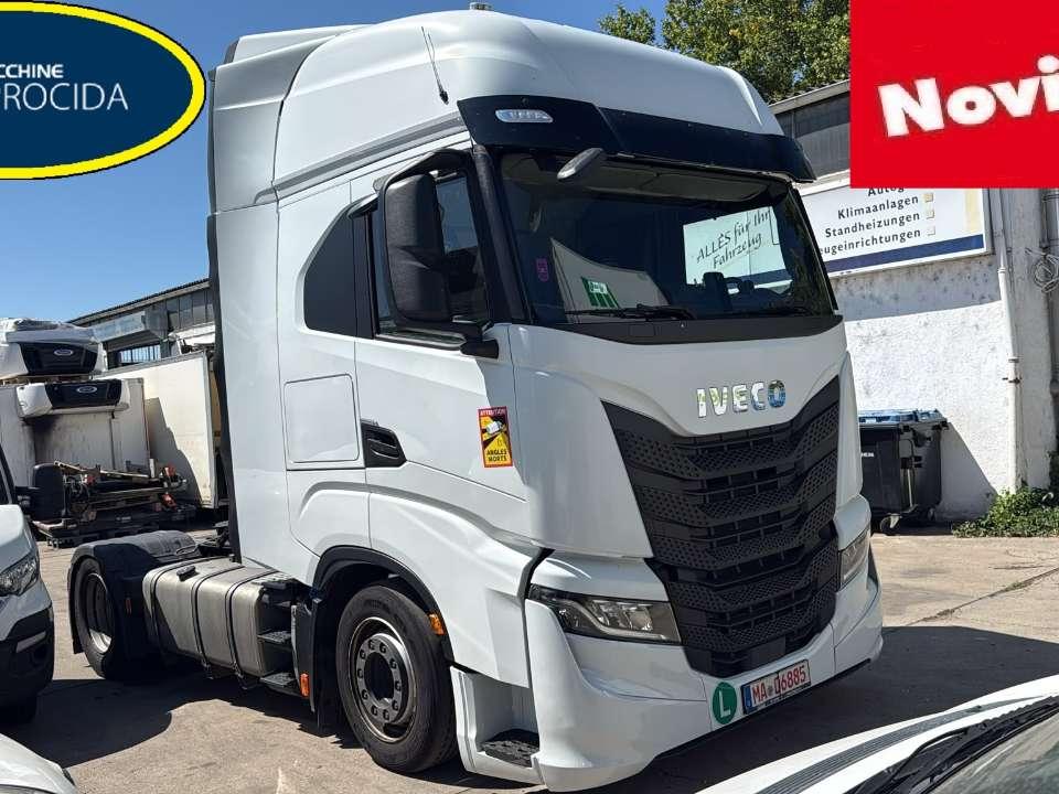 Iveco S-WAY S490 Photo 1