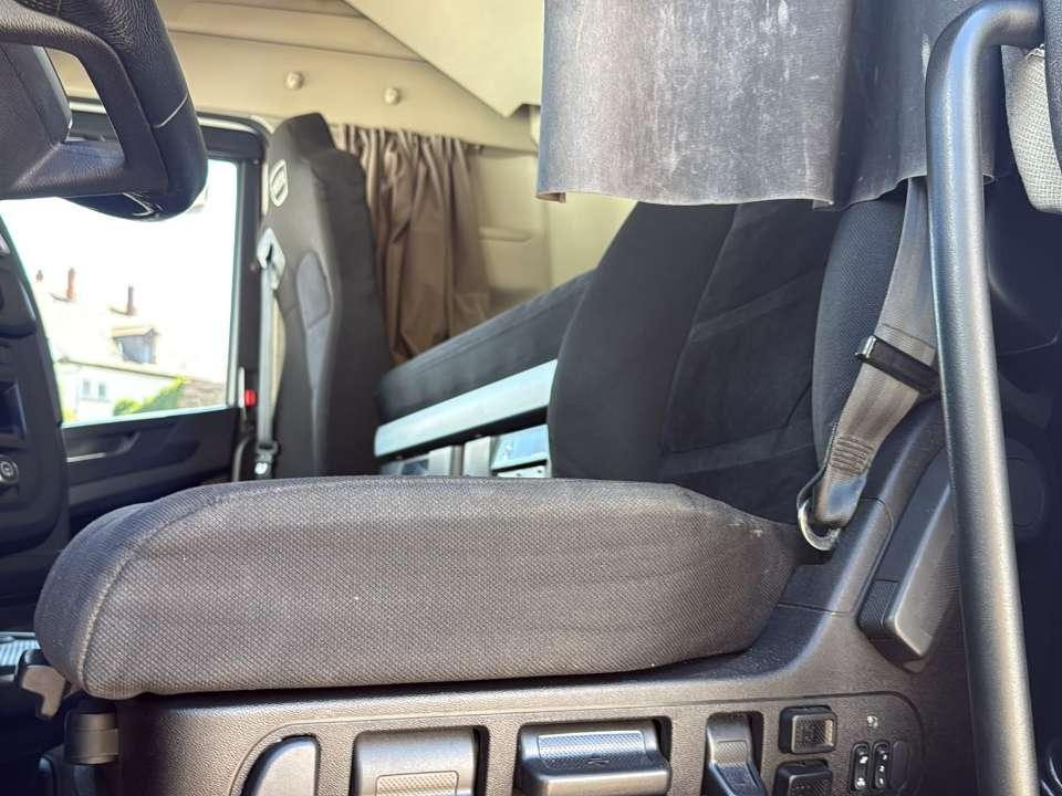 Iveco S-WAY S490 Photo 24