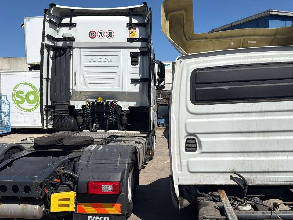 Iveco S-WAY S490 Photo 5
