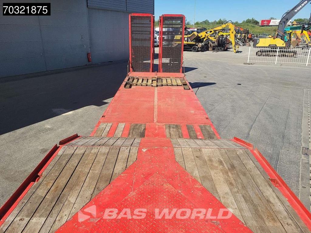 Nooteboom MG0-85-05 4x Steering Axle Ramps Photo 14