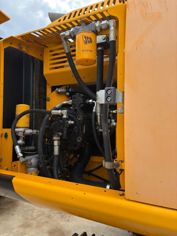 JCB JS235 Photo 7
