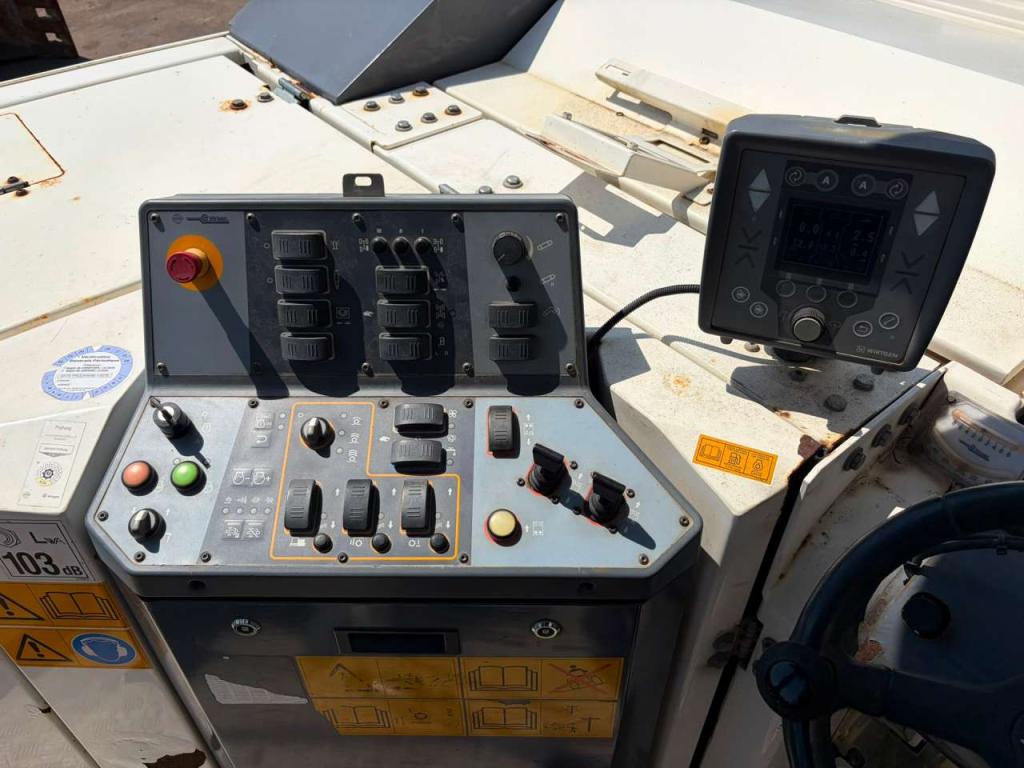 Wirtgen W100CFi Photo 17