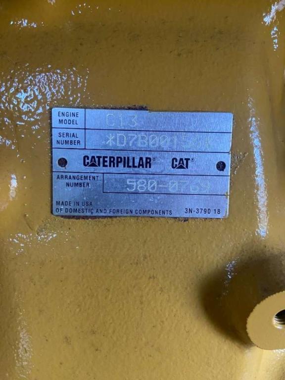 Caterpillar DE550GC - 550 kVA Stand-by Generator - DPX-18221 Photo 8
