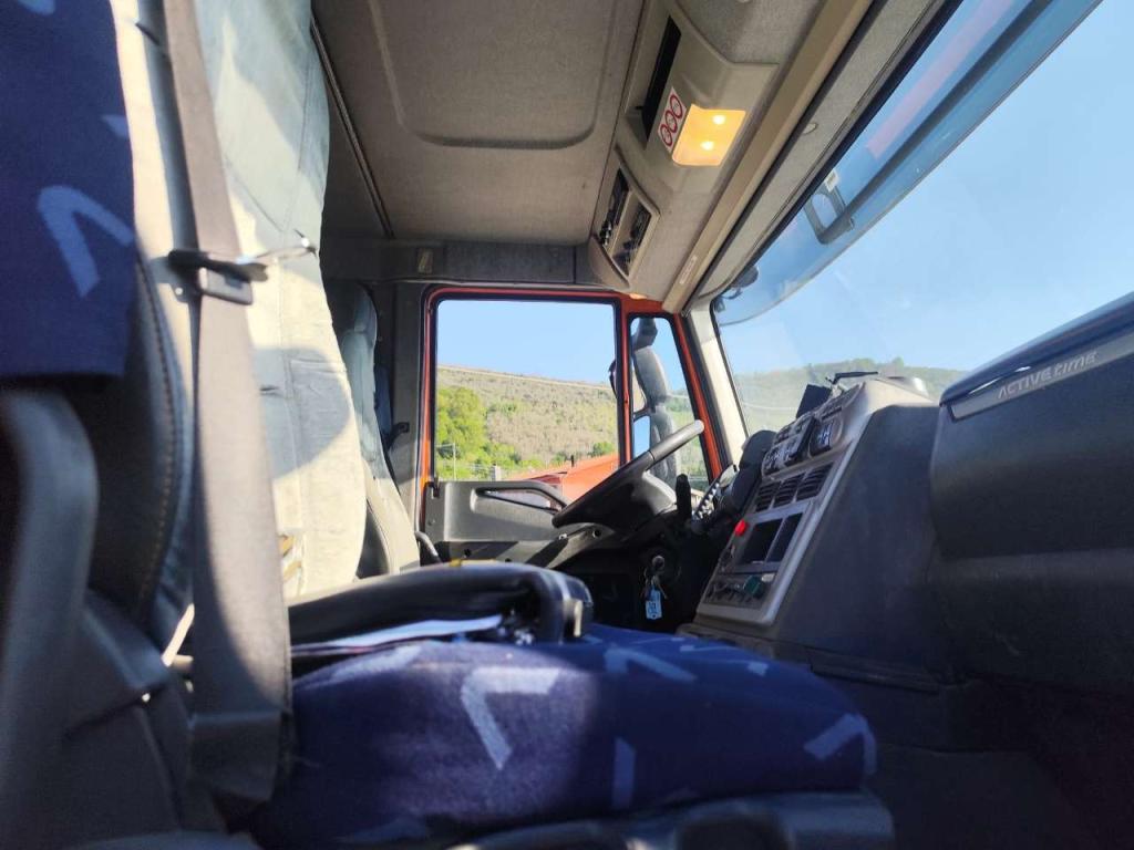 Iveco STRALIS 260S42 Photo 16