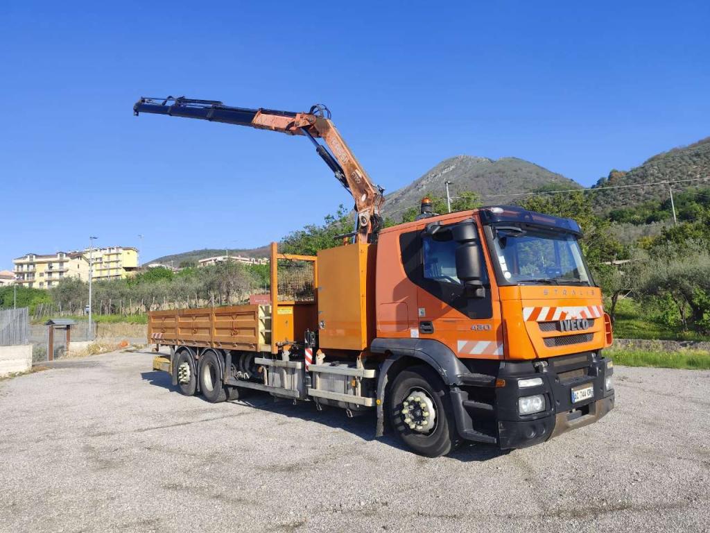 Iveco STRALIS 260S42 Photo 24