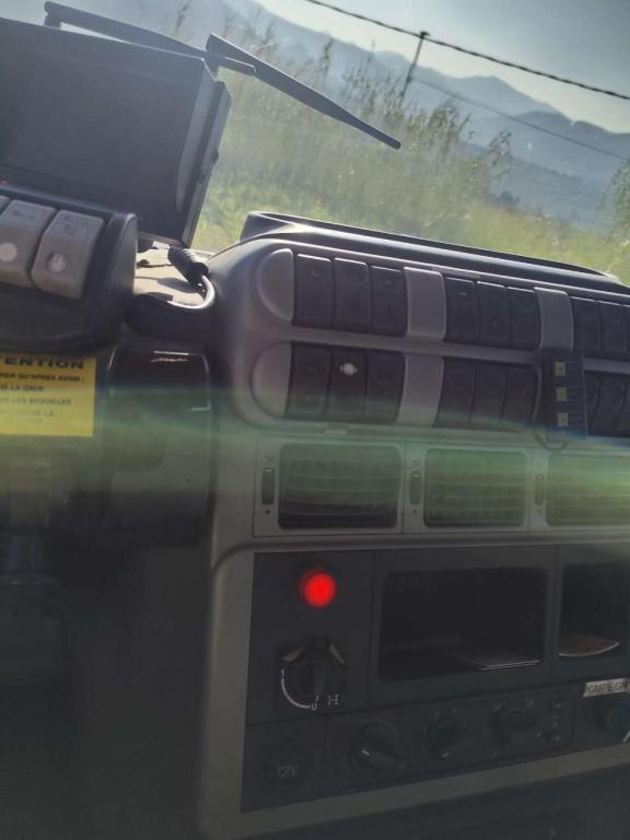 Iveco STRALIS 260S42 Photo 9