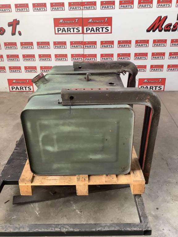 SERBATOIO CARBURANTE PER IVECO 260/330 F 35 Réservoir Photo 2