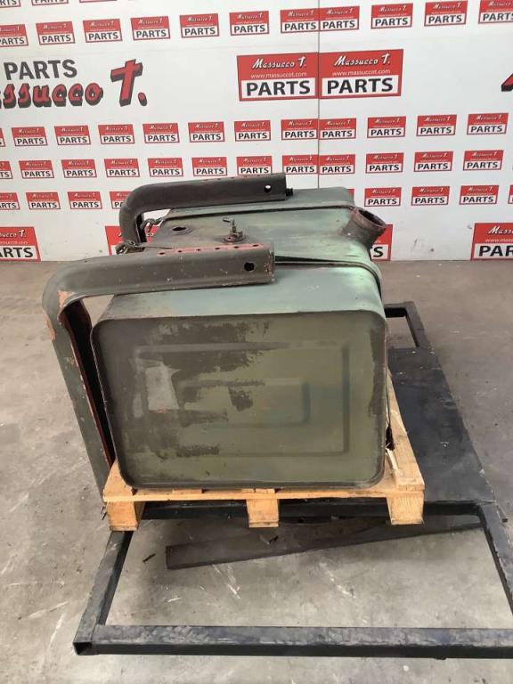 SERBATOIO CARBURANTE PER IVECO 260/330 F 35 Réservoir Photo 4