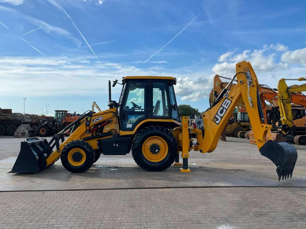 JCB 3DX 4WD hammerlines Photo 11