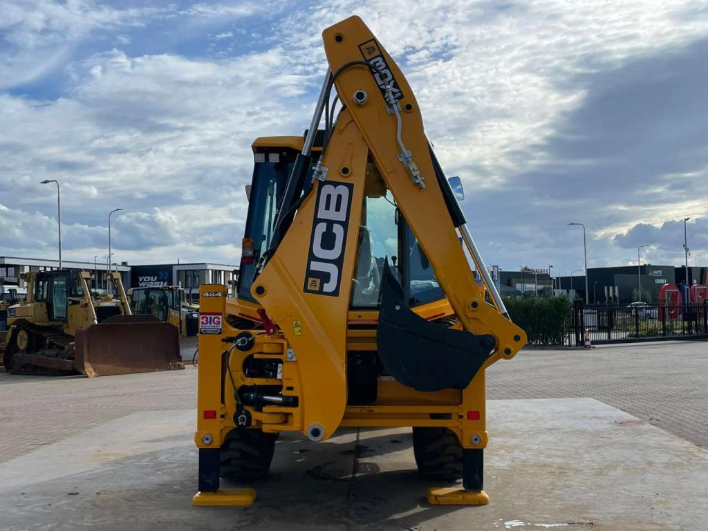 JCB 3DX 4WD hammerlines Photo 4