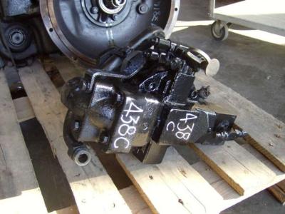 Pompe hydraulique pour Caterpillar 438C en vente par CERVETTI TRACTOR Srl